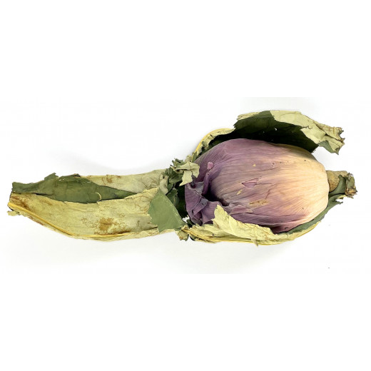 Thé noir grand cru du Vietnam dans une fleur de lotus entière