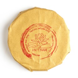 Cake of 2017 Shu dark tea from Vietnam - L'Autre Thé Paris