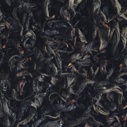Japan Lapsang: Black Tea Smoked with Whiskey Barrels